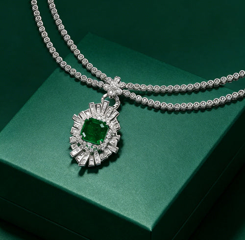 18K Emerald Pendant