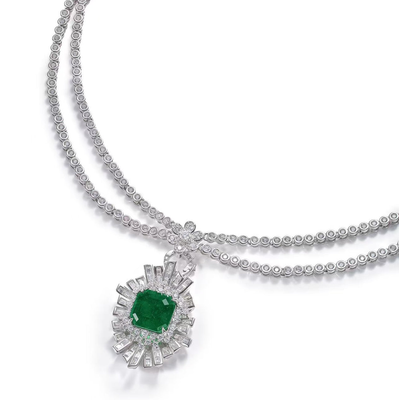 18K Emerald Pendant