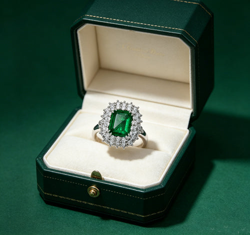 18K Emerald Ring